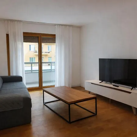 Rose E Frutta - Silver Moon Apartman *