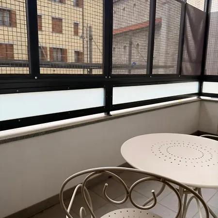 Apartment Rose E Frutta - Silver Moon *