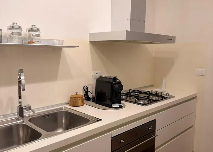 Rose E Frutta - Silver Moon *